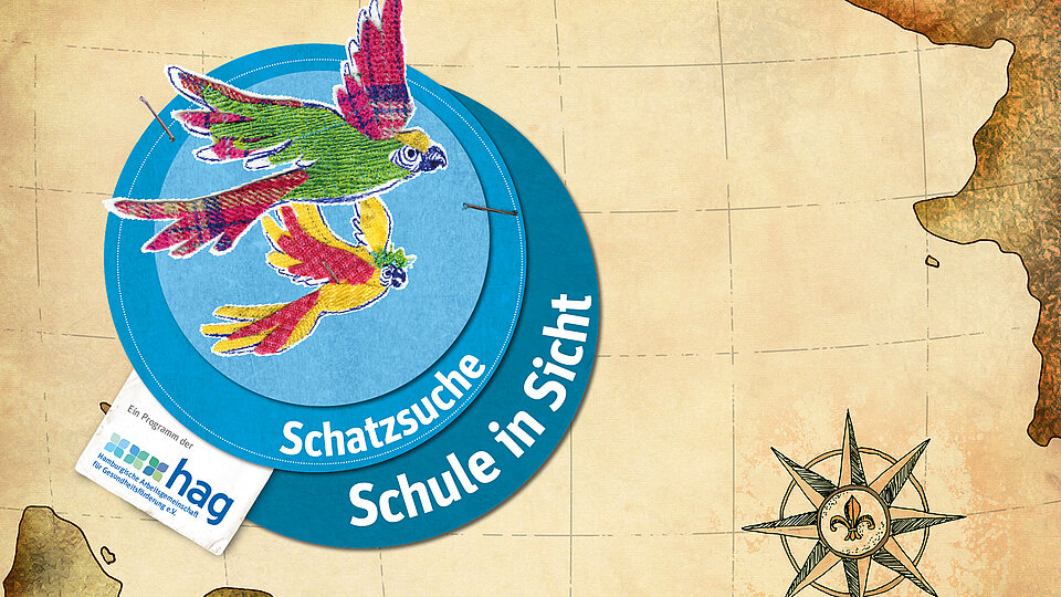 Schatzsuche-Logo von Schule in Sicht, Schatzkarte im Hintergrund